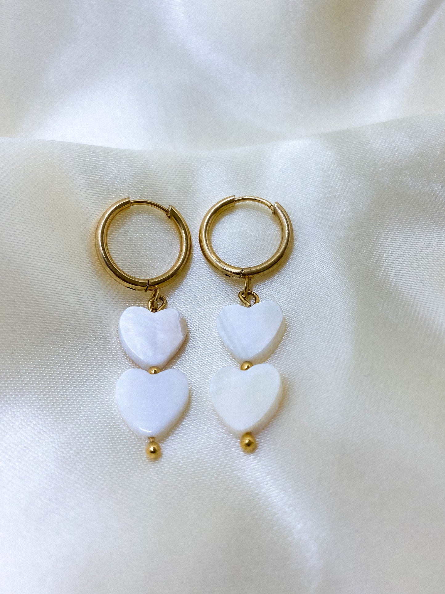 ECLAT D'AMOUR | Boucles d'oreilles en perles nacrées no